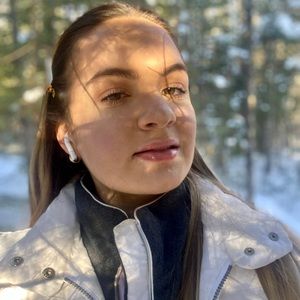 Meet your Posher, Sophia